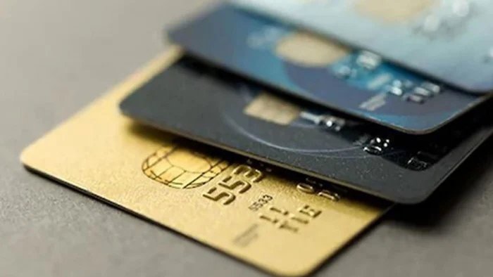 Turkish Consumers Boost Foreign Credit Card Spending Amid Inflation