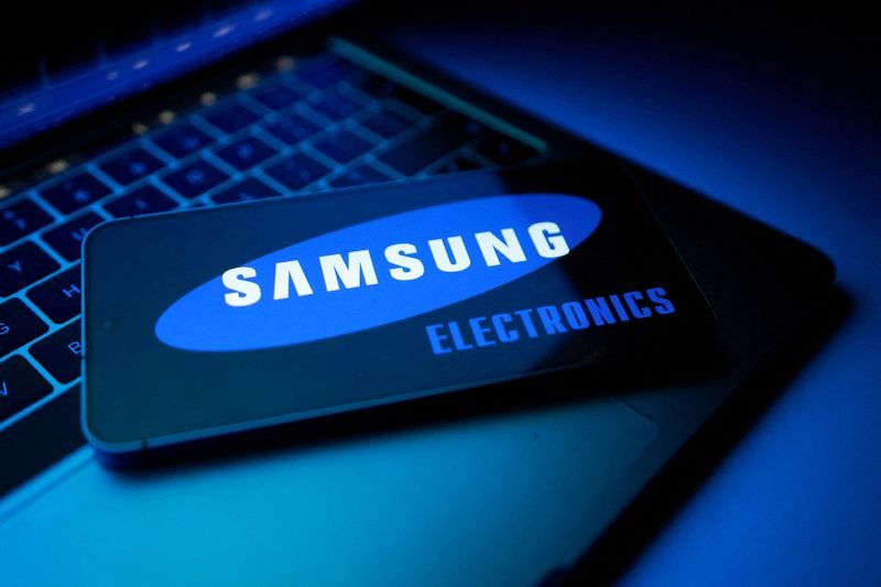 Samsung Unveils Its First Co-Branded Credit Card in The U.S. With Barclays