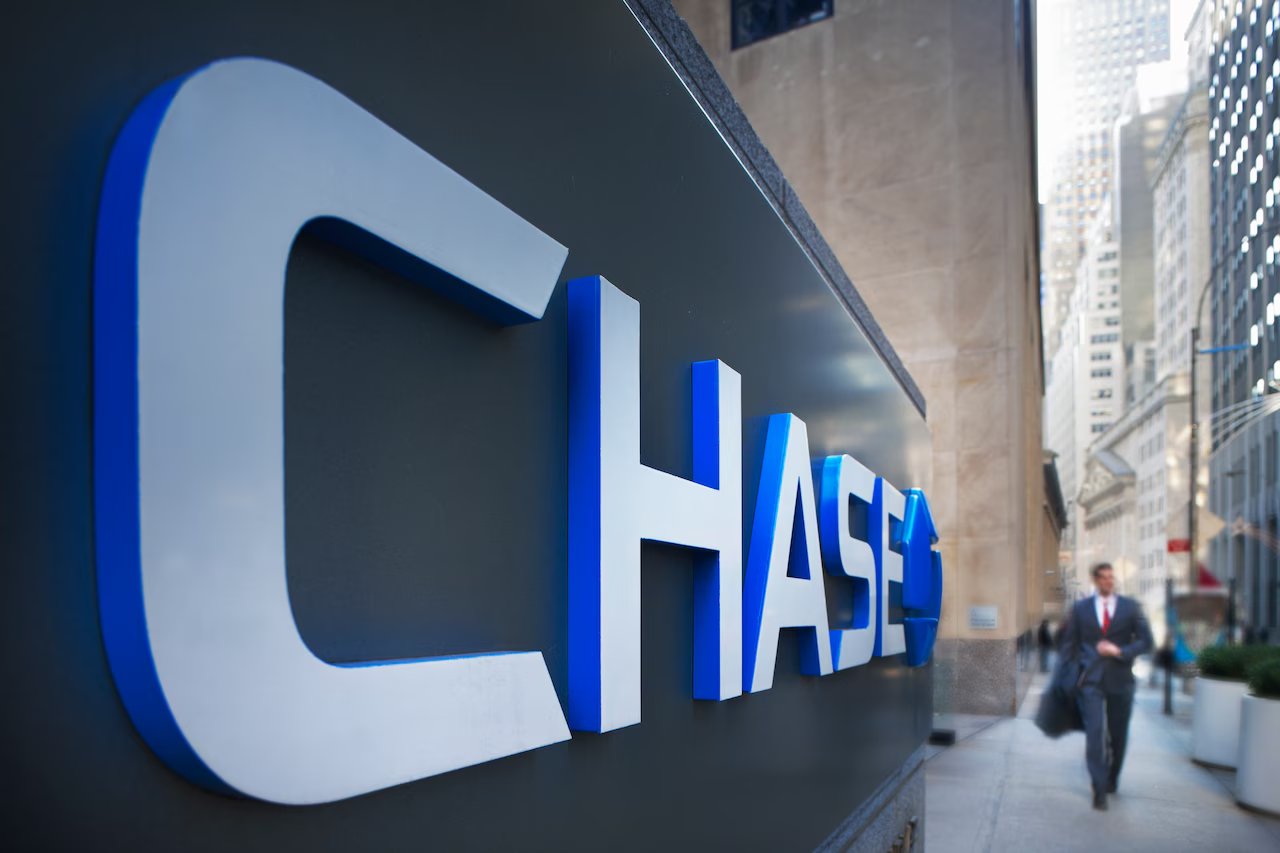 Chase Sapphire Preferred Card Offers 100K Points for New Users