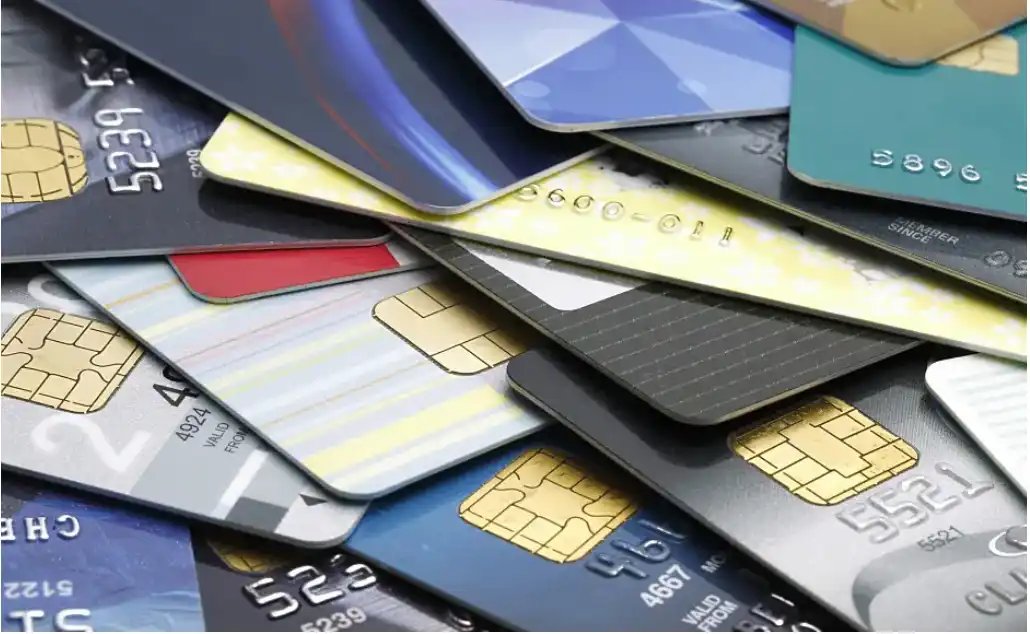 Colorado Faces Lengthy Credit Card Debt Payoff Period, Study Reveals